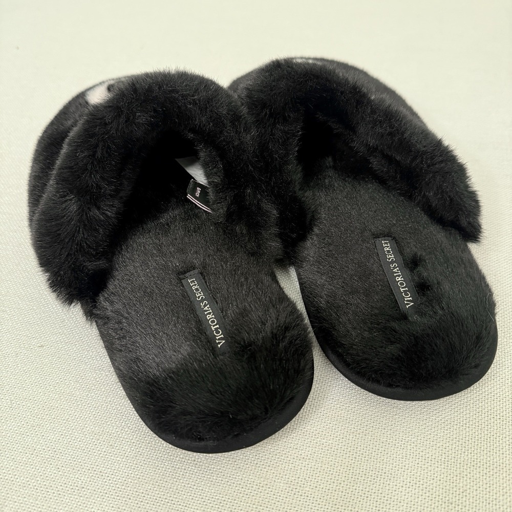 Victoria's Secret Plush Closed Toe Faux Fur Black VS Logo Slippers Small 5/6 - Picture 5 of 7